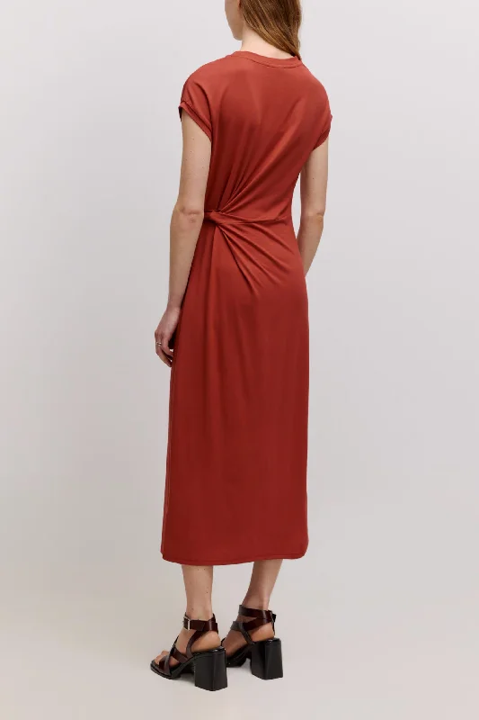 Milla Dress Barn Red