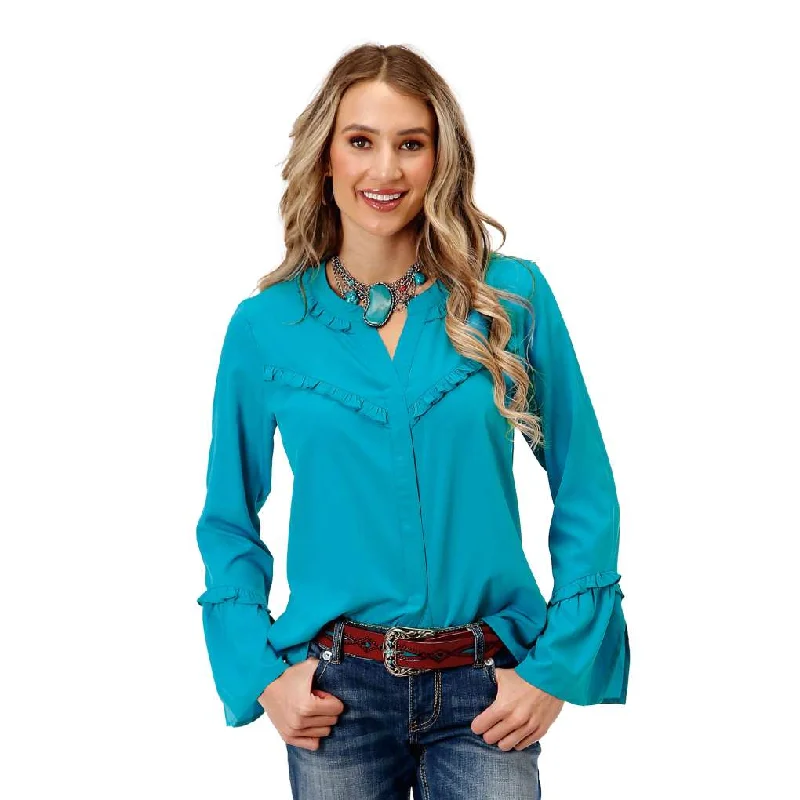 03-050-0592-7084 Roper Women's Studio West Collection LS Blouse