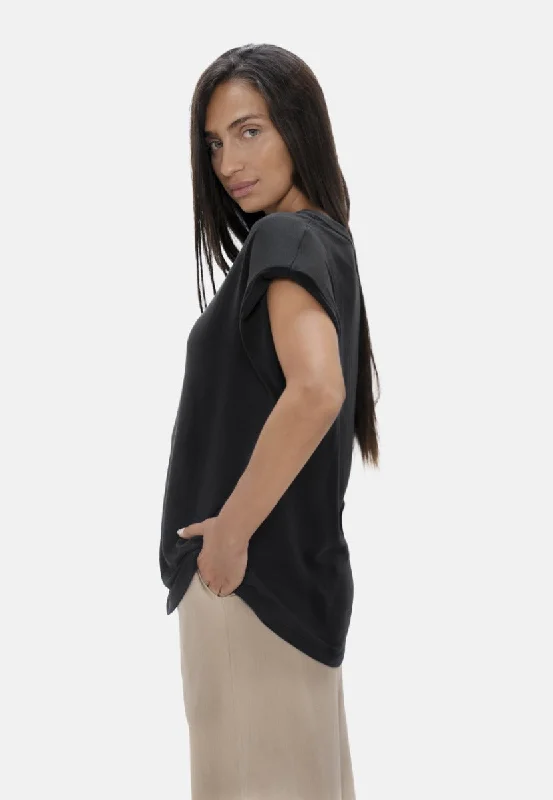 Bold Shoulder Tee in Black