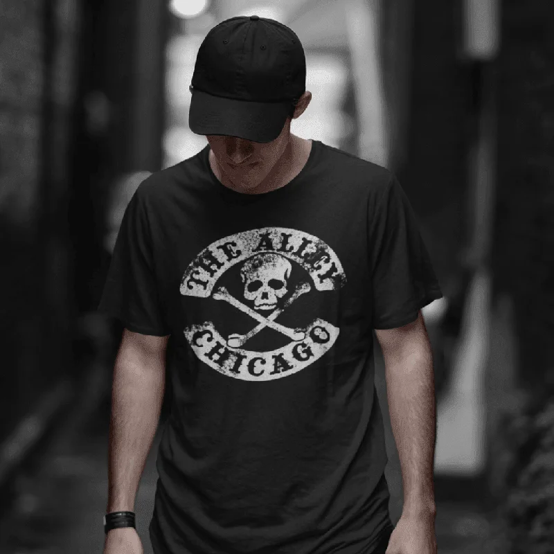 The Alley Chicago Vintage Skull & Crossbones Tshirt & Beanie Pack